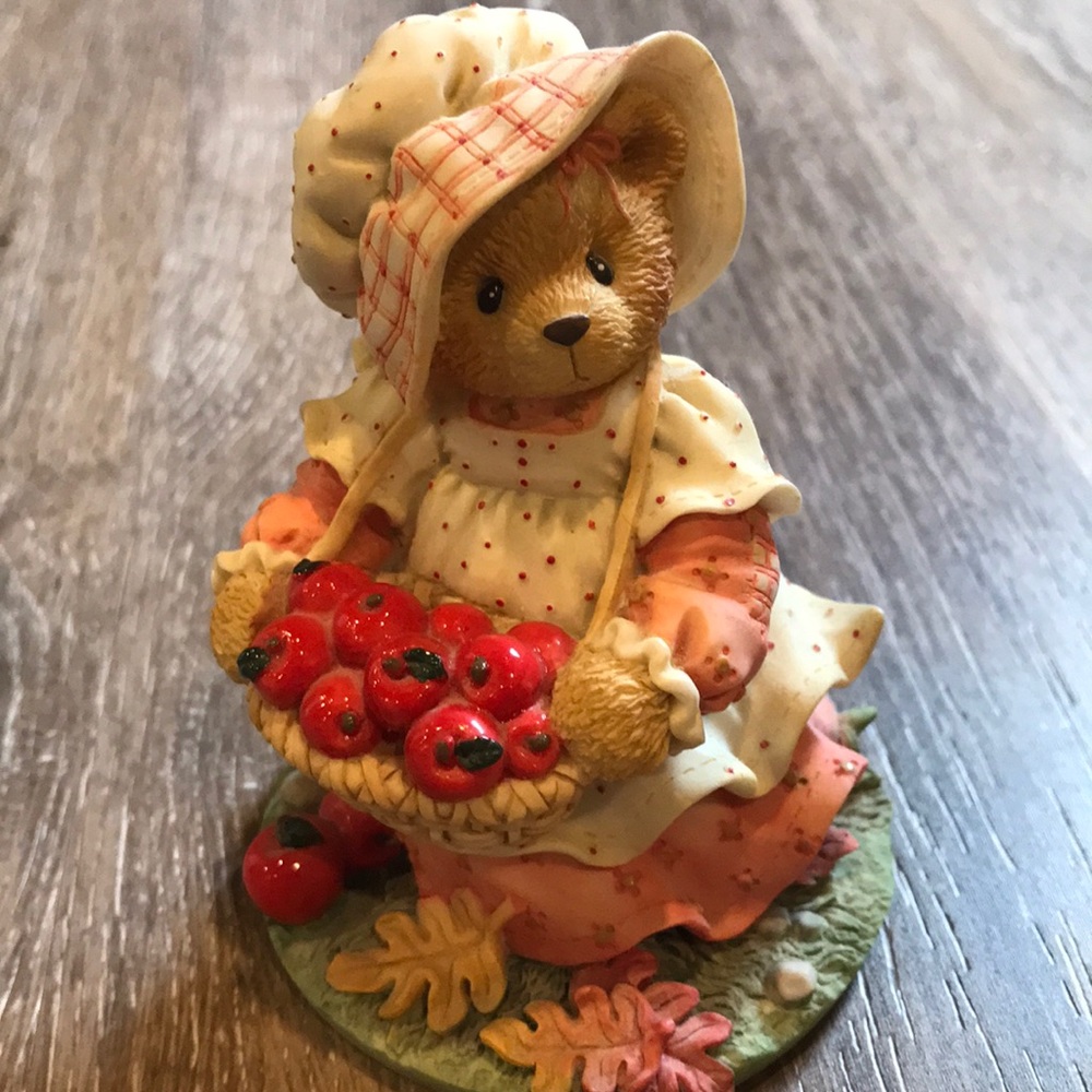 Cherished Teddies “Hannah”